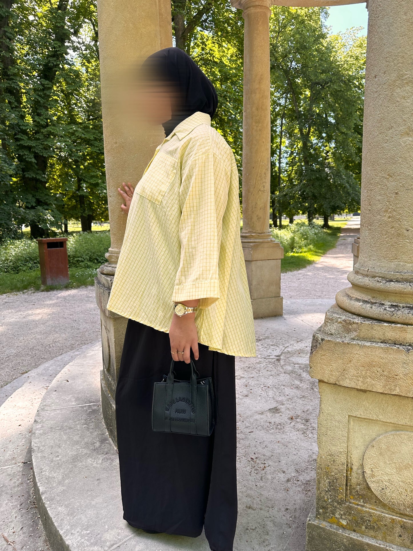 CHEMISE